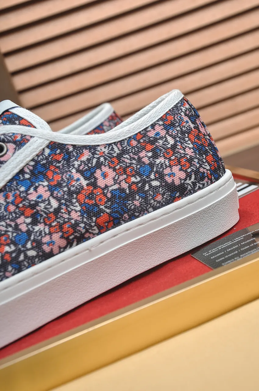 Men's shoes💰460💶【Burberry】Classic low-top sneakers｜Imported cowhide with classic plaid fabric｜Cow leather lining｜Original outsole｜Fine workmanship and comfortable to wear Size: 38-44 (customized at 45)